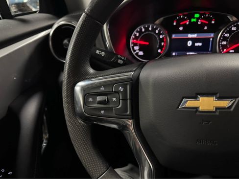 Certified 2025 Chevrolet Blazer LT w/ Convenience Package image 22