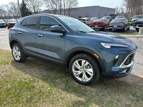 New 2026 Buick Encore GX Preferred w/ Comfort Package AWD/4WD image 7