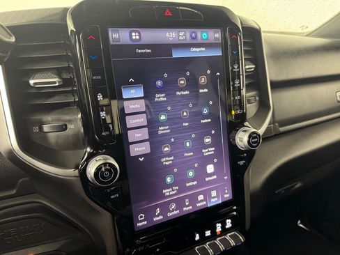 Used 2025 RAM 2500 Big Horn image 17