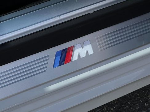 Used 2019 BMW 740i w/ Executive Package RWD image 3