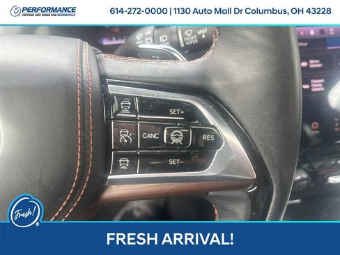 Used 2022 Jeep Grand Cherokee L Summit image 17