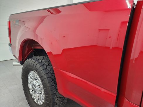 Used 2021 Ford F250 XLT w/ XLT Premium Package image 25