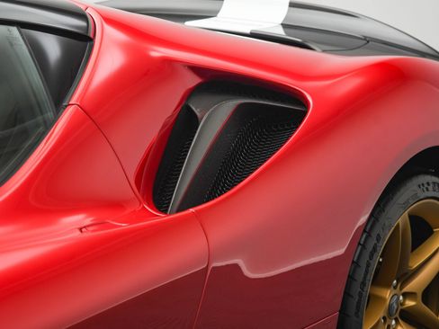 Used 2023 Ferrari SF90 Stradale AWD/4WD image 11