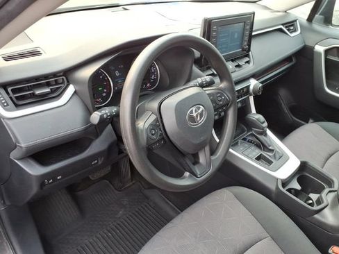 Used 2019 Toyota RAV4 XLE w/ Convenience Package AWD/4WD image 17