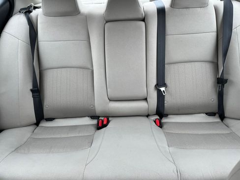 Used 2025 Nissan Altima 2.5 SV image 35