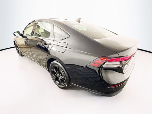 Used 2025 Honda Accord SE image 5