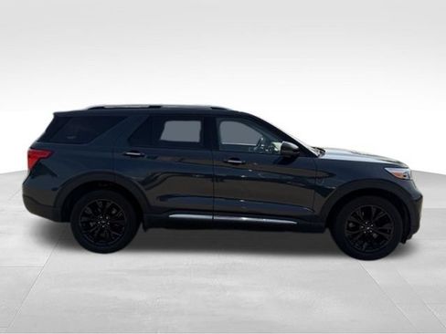 Used 2022 Ford Explorer Limited w/ Class IV Trailer Tow Package AWD/4WD image 9