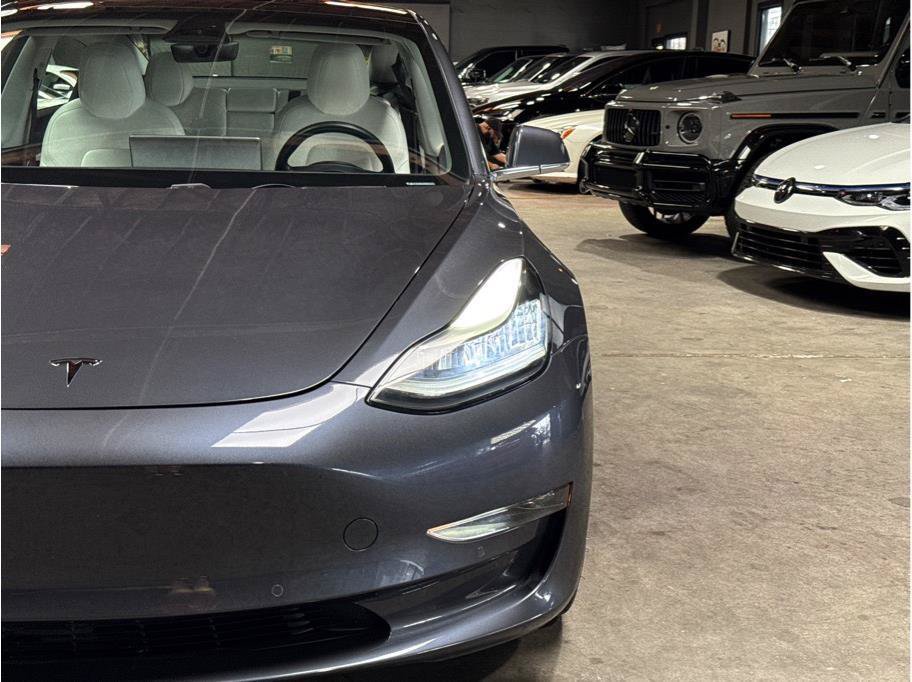 Used 2018 Tesla Model 3 Long Range AWD/4WD image 39
