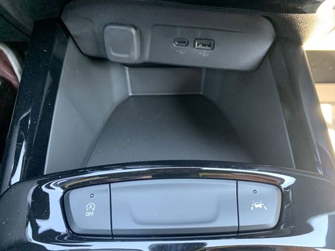 New 2026 Chevrolet Trax RS FWD image 21