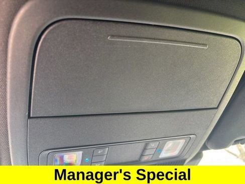 Used 2025 Ford Explorer ST-Line w/ ST-Line Street Pack AWD/4WD image 28