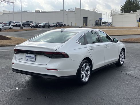 Certified 2025 Honda Accord LX image 10