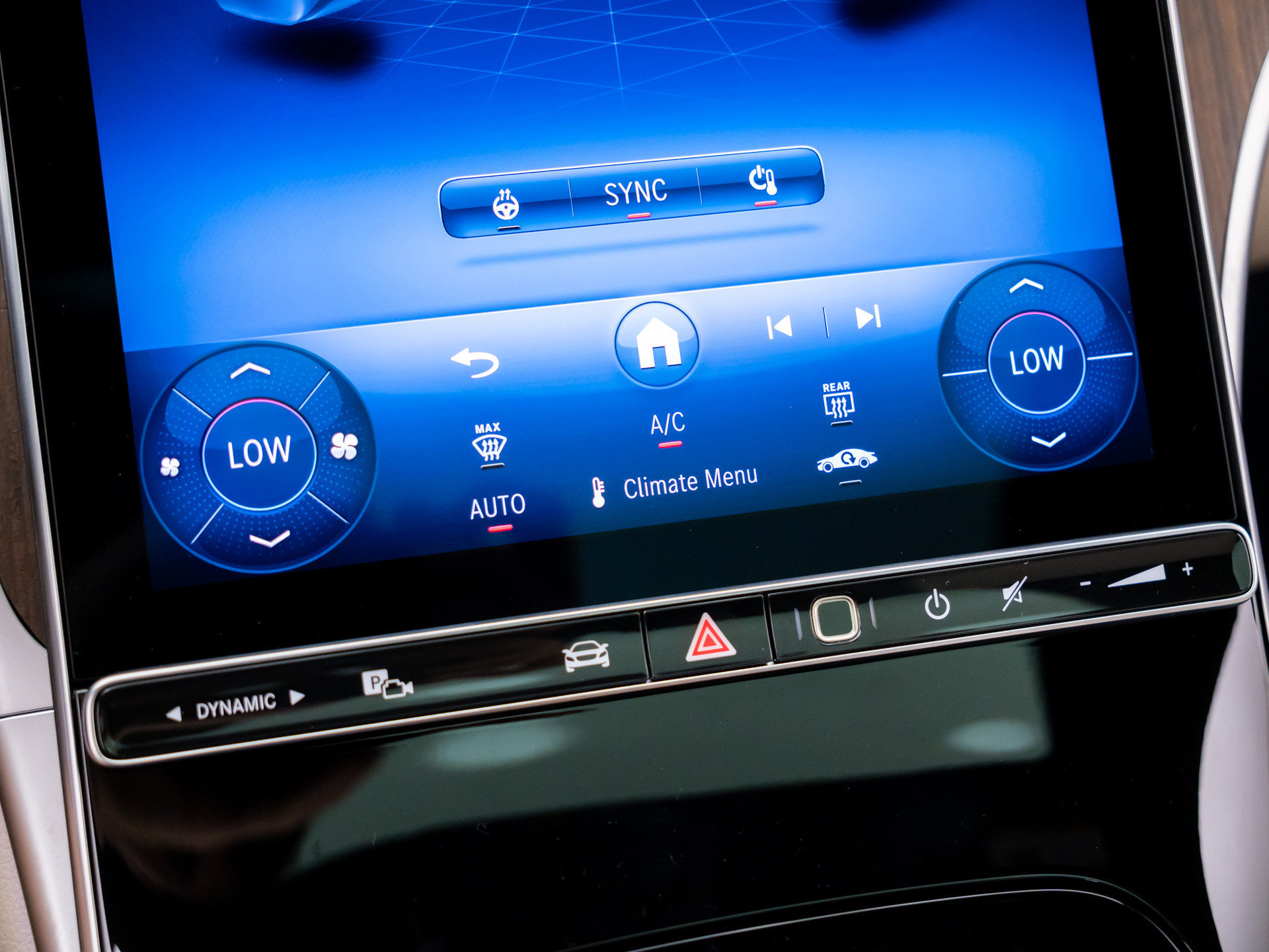 New 2027 Mercedes-Benz CLE 450 4MATIC Coupe image 30