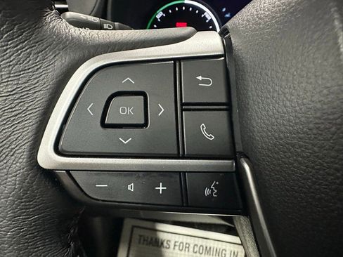 Used 2025 Toyota Sienna XLE image 20