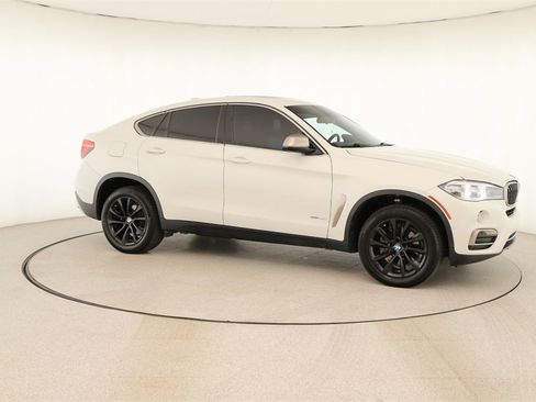 Used 2019 BMW X6 xDrive35i image 9