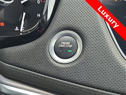 Used 2019 Cadillac XT5 Luxury image 24