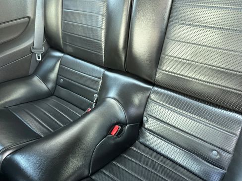Used 2007 Ford Mustang GT Premium RWD image 14
