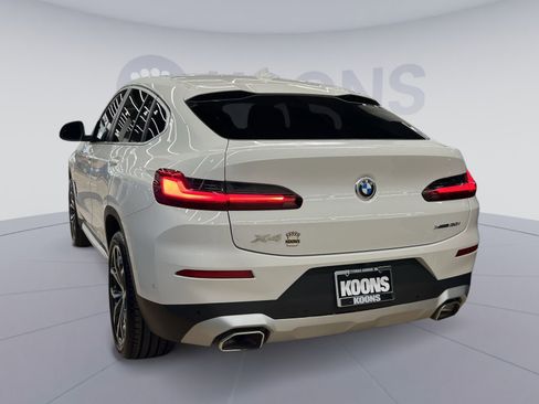 Used 2023 BMW X4 xDrive30i w/ Parking Assistance Package image 2