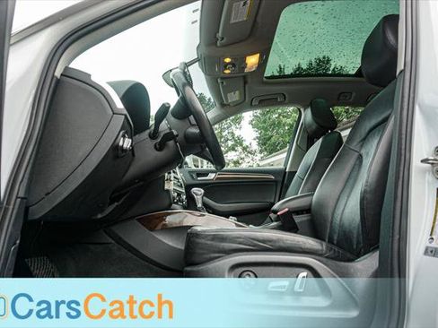 Used 2017 Audi Q5 2.0T Premium Plus w/ Technology Package AWD/4WD image 18