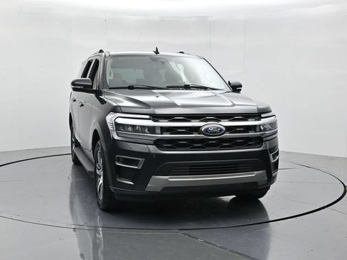Certified 2024 Ford Expedition Limited RWD image 4