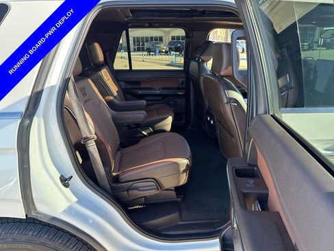 Used 2022 Ford Expedition King Ranch image 13