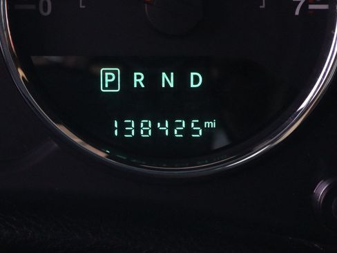 Used 2016 Jeep Wrangler Unlimited Sahara w/ Connectivity Group AWD/4WD image 32