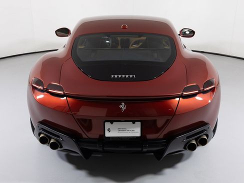 Used 2022 Ferrari Roma image 15