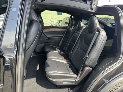 Used 2020 Tesla Model X Long Range AWD/4WD image 18