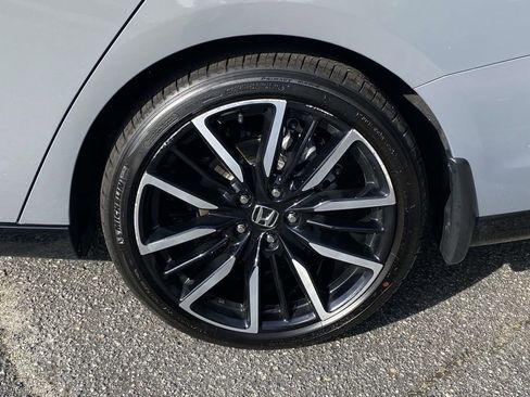 Certified 2025 Honda Accord Touring image 8