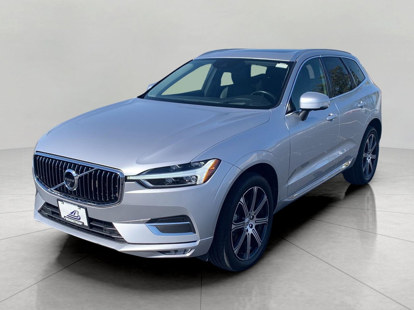 Used 2021 Volvo XC60 T5 Inscription w/ Advanced Package FWD image 4