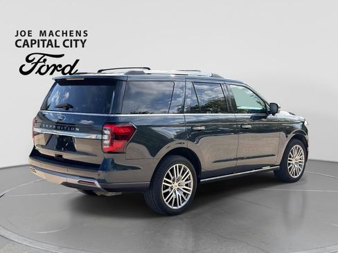Used 2022 Ford Expedition Limited AWD/4WD image 5