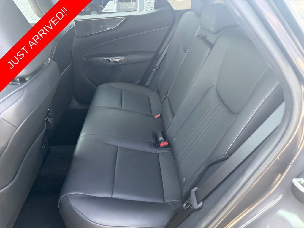 Used 2024 Lexus NX 250 FWD w/ Premium Package image 10