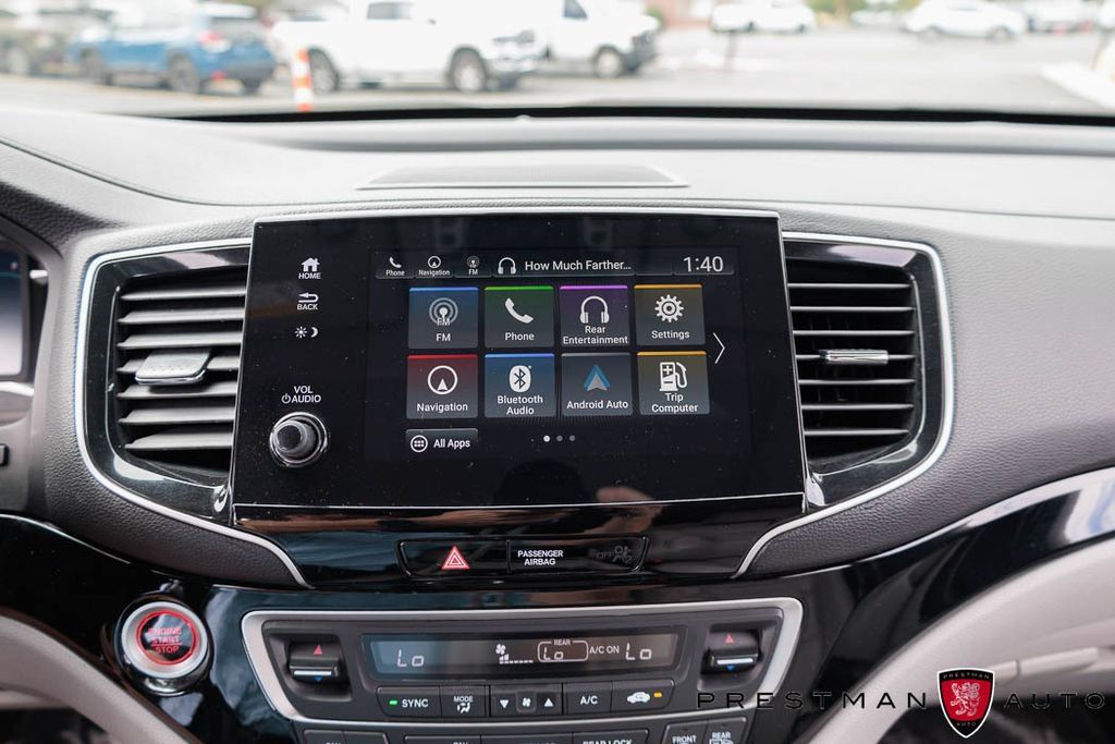 Used 2021 Honda Pilot Elite image 32