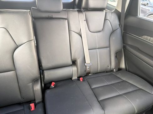 Certified 2025 Kia Telluride EX FWD image 11