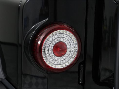 New 2025 INEOS Grenadier Base image 18