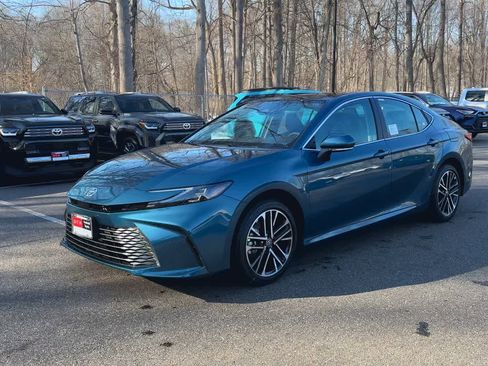 New 2026 Toyota Camry XLE image 4