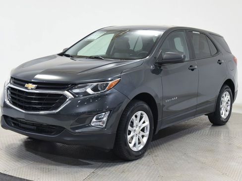 Used 2020 Chevrolet Equinox LS w/ LS Convenience Package AWD/4WD image 8