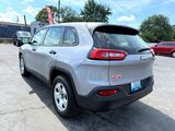 Used 2014 Jeep Cherokee Sport w/ Cold Weather Group image 6