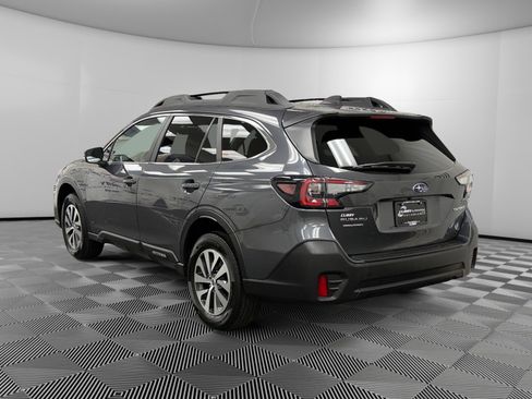 Certified 2021 Subaru Outback Premium image 3