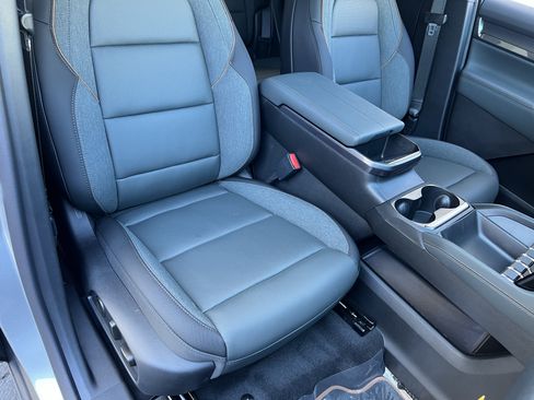 New 2027 GMC Terrain AT4 w/ Convenience Package III AWD/4WD image 25