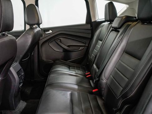 Used 2016 Ford C-MAX Energi SEL w/ Equipment Group 302A image 18