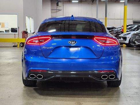 Used 2019 Kia Stinger Premium RWD image 10