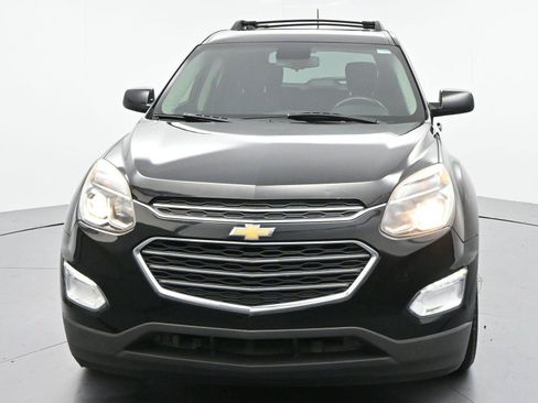 Used 2017 Chevrolet Equinox LT w/ Convenience Package FWD image 2