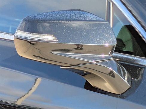 Used 2023 Cadillac XT4 Premium Luxury w/ Technology Package image 13