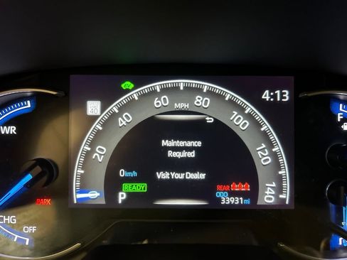 Used 2024 Toyota RAV4 LE AWD/4WD image 19