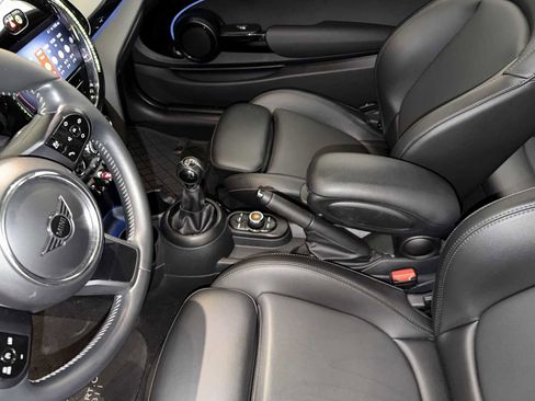 Used 2022 MINI Cooper S image 18