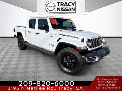 Used 2024 Jeep Gladiator Sport