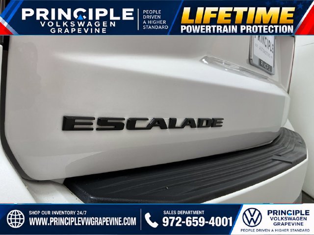 Used 2023 Cadillac Escalade ESV Sport Platinum w/ LPO, ONYX Package AWD/4WD image 33