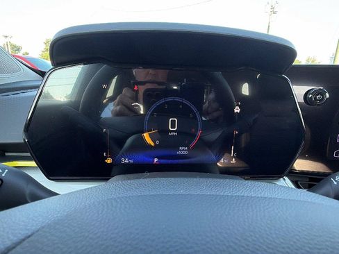 New 2026 Chevrolet Trax LT w/ Driver Confidence Package FWD image 23