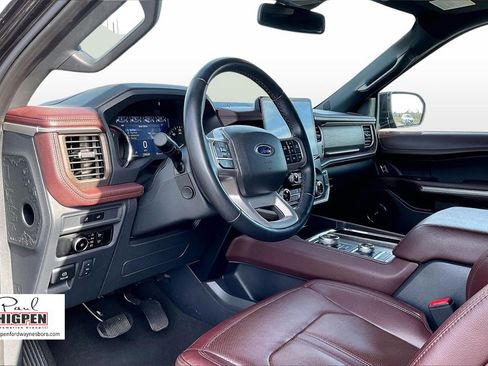 Certified 2024 Ford Expedition Limited image 13