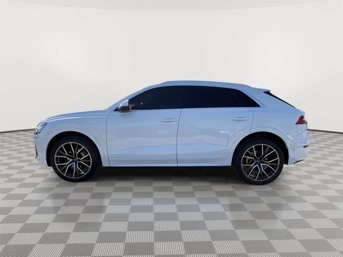 Used 2023 Audi Q8 Premium w/ Convenience Package AWD/4WD image 2